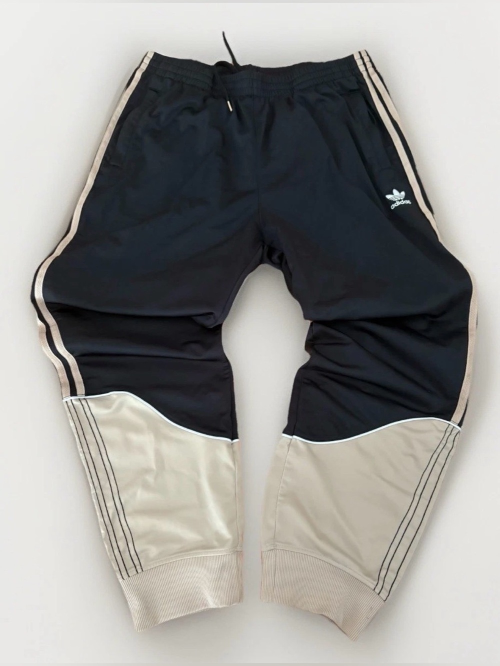 Adidas Tricot Track Pants Black Beige Color Block Trefoil Size XL Sweatpants